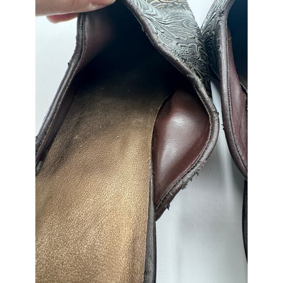 Western Style Tooled Faux Leather Mules Pointed Toe Slide-On Heels Size 8 - Picture 7 of 7